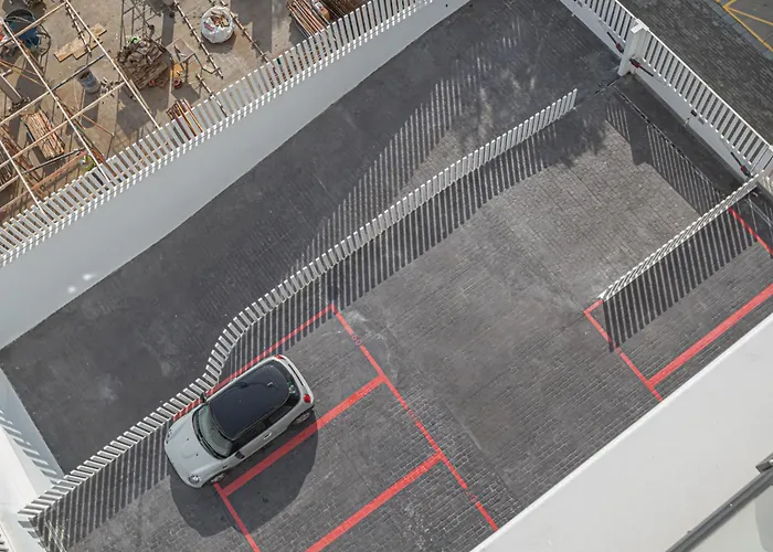 Cozy Εστεπόνα